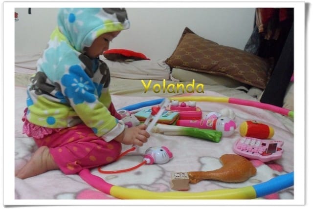 【Yolanda成長點滴】1Y自行抓周趣