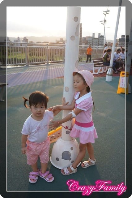 ├ 媽寶放風趣 ┤新月橋野餐趴