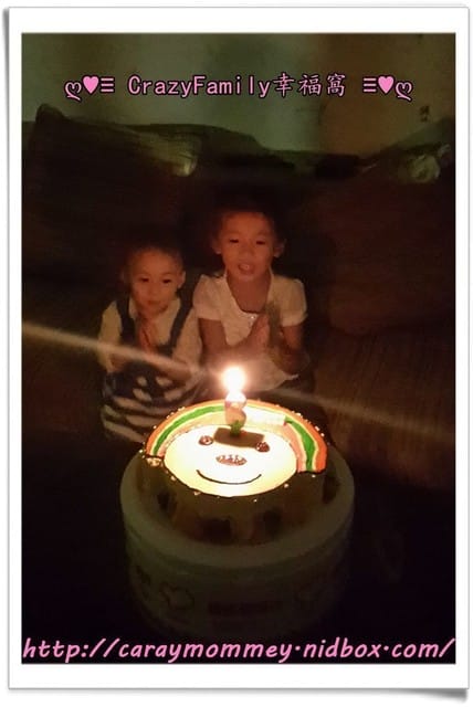 XeNia 6y生日之瘋狂吃蛋糕