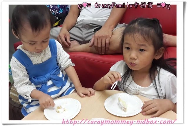 XeNia 6y生日之瘋狂吃蛋糕