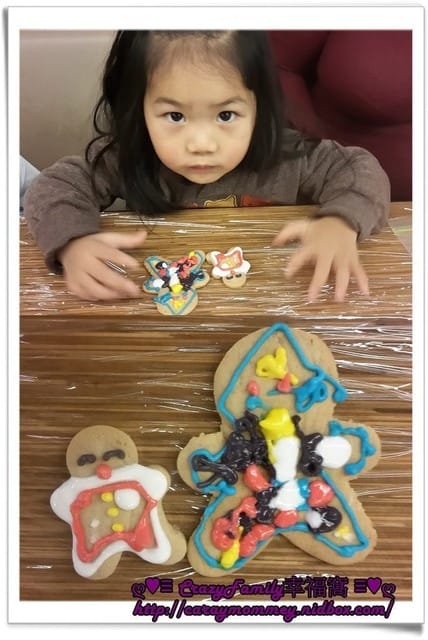 ✁ 聖誕節DIY ✁ 薑餅人裝飾+DIY聖誕樹卡片+DIY聖誕棒棒糖 - 第8張圖 ✁ 聖誕節DIY ✁ 薑餅人裝飾+DIY聖誕樹卡片+DIY聖誕棒棒糖