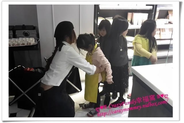 ├ 牛寶體驗趣 ┤小小巧克力師之Chocolate World 創意巧克力繪畫DIY體驗 - 第10張圖 ├ 牛寶體驗趣 ┤小小巧克力師之Chocolate World 創意巧克力繪畫DIY體驗