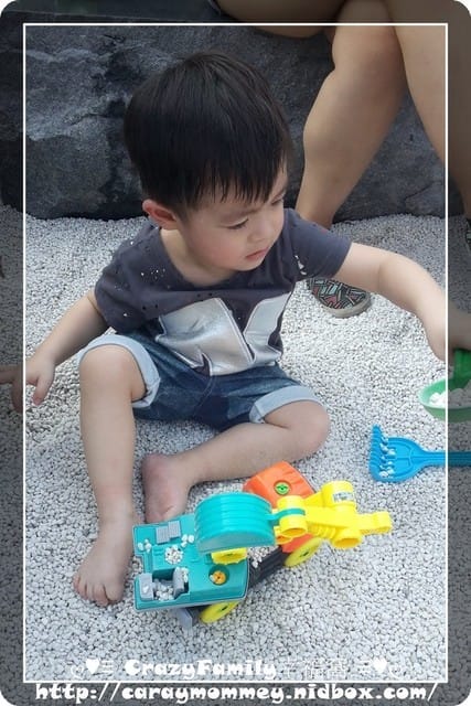 ├ 龍寶聚會趣 ┤龍寶435玩沙行