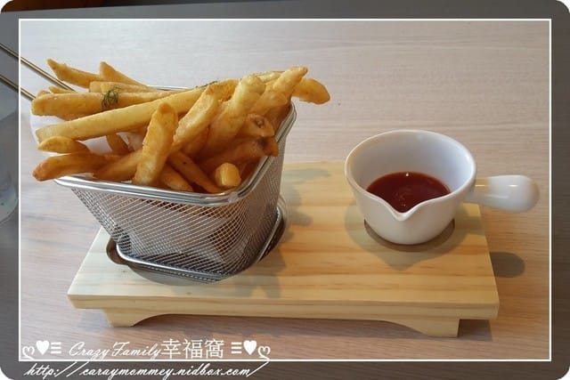 ♥♡ 親子餐廳饗樂趣 ♡♥ 【台中】超寬廣又舒適平價之嘎嗶惦親子餐廳 - 第19張圖 ♥♡ 親子餐廳饗樂趣 ♡♥ 【台中】超寬廣又舒適平價之嘎嗶惦親子餐廳