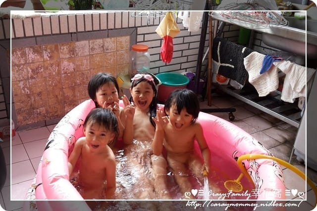 偽四千金玩水日