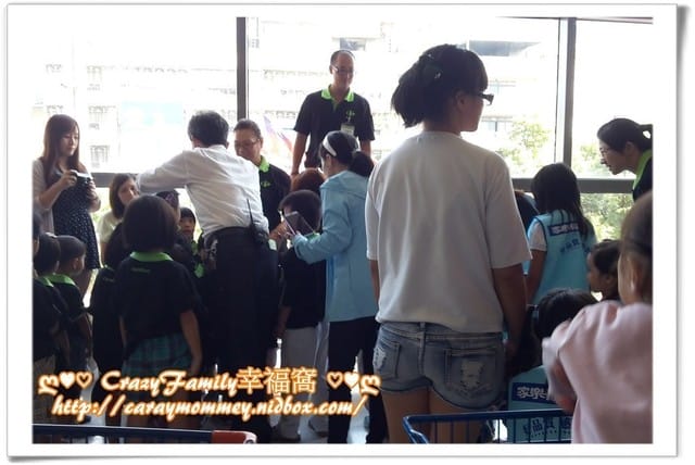 ├ 牛寶體驗趣 ┤家樂福小小店長體驗營 - 第4張圖 ├ 牛寶體驗趣 ┤家樂福小小店長體驗營