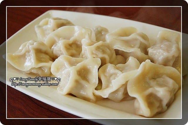 ☆★♨美食饗宴♨★☆【台中】老舅的家鄉味之東北酸菜白肉鍋 - 第7張圖 ☆★♨美食饗宴♨★☆【台中】老舅的家鄉味之東北酸菜白肉鍋