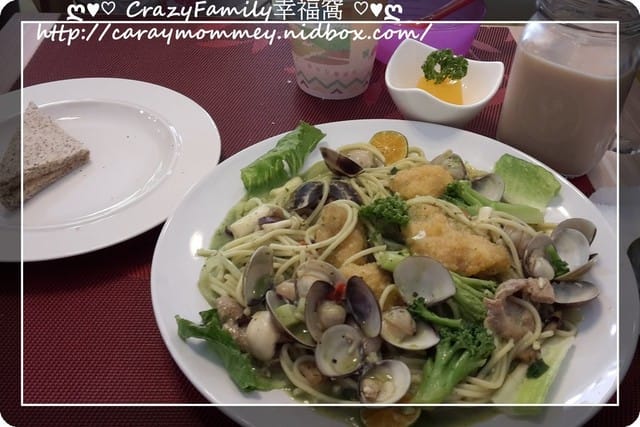 ☆★♨美食饗宴♨★☆【新北板橋】天然新鮮每天更新之一畝草坪全日餐飲館 - 第6張圖 ☆★♨美食饗宴♨★☆【新北板橋】天然新鮮每天更新之一畝草坪全日餐飲館