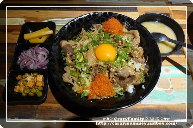 ☆★美食饗宴★☆【新北板橋】夜市中平價但不平凡的味道之『哇!!!咖哩丼飯』 - 第15張圖 ☆★美食饗宴★☆【新北板橋】夜市中平價但不平凡的味道之『哇!!!咖哩丼飯』