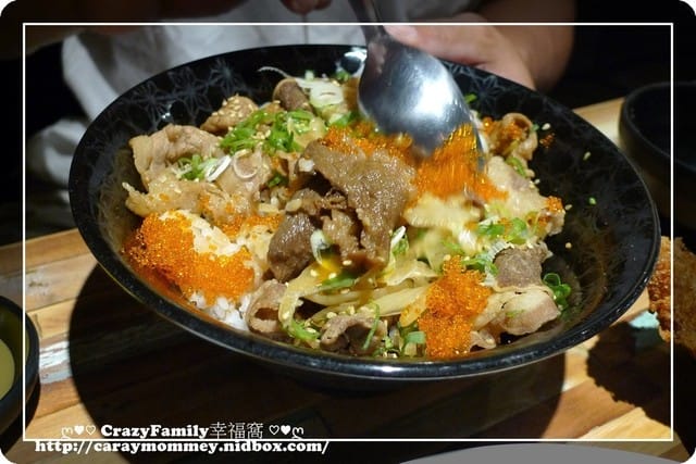 ☆★美食饗宴★☆【新北板橋】夜市中平價但不平凡的味道之『哇!!!咖哩丼飯』 - 第16張圖 ☆★美食饗宴★☆【新北板橋】夜市中平價但不平凡的味道之『哇!!!咖哩丼飯』