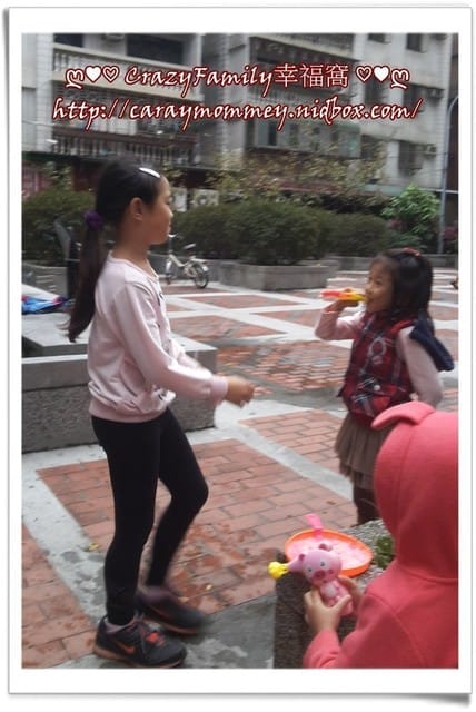 ├ 媽寶玩樂趣 ┤吹泡泡趣 - 第4張圖 ├ 媽寶玩樂趣 ┤吹泡泡趣
