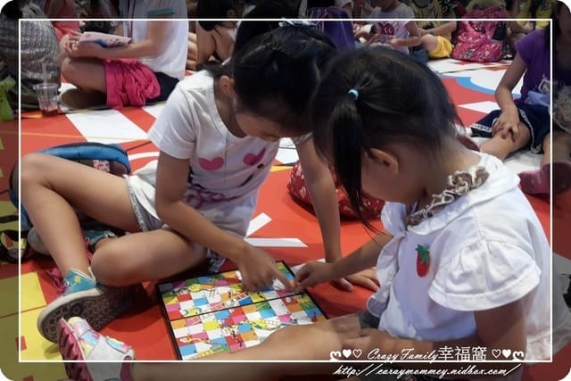 ├ 媽寶賞藝趣 ┤ 好玩的劇團《蟲蟲馬戲團》