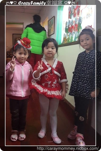 ├ 媽寶同歡趣 ┤ 溫馨幼兒園聖誕聯歡晚會 - 第9張圖 ├ 媽寶同歡趣 ┤ 溫馨幼兒園聖誕聯歡晚會