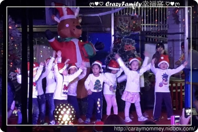 ├ 媽寶同歡趣 ┤ 溫馨幼兒園聖誕聯歡晚會 - 第4張圖 ├ 媽寶同歡趣 ┤ 溫馨幼兒園聖誕聯歡晚會