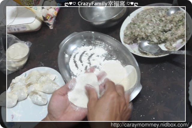 ღ♥♡ 親子廚房 ♡♥ღ 包水餃 - 第2張圖 ღ♥♡ 親子廚房 ♡♥ღ 包水餃