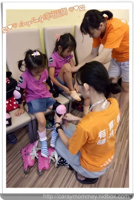 △▲ 寶貝體驗趣 ▲△ 【內湖】台北室內直排輪初體驗 Ω 環球兒童運動學院 Ω