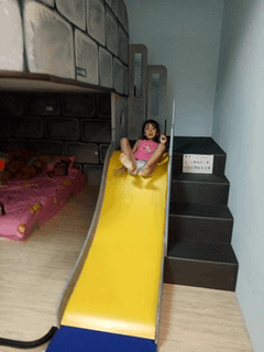 ஐ 親子旅行住宿推薦 ஐ 【台南北區】有孩子們喜愛的溜滑梯、球池∞傑克堡親子旅館∞近台南花園夜市