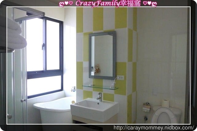 ஐ 親子旅行住宿推薦 ஐ 【台南北區】有孩子們喜愛的溜滑梯、球池∞傑克堡親子旅館∞近台南花園夜市