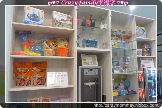 ஐ 親子旅行住宿推薦 ஐ 【台南北區】有孩子們喜愛的溜滑梯、球池∞傑克堡親子旅館∞近台南花園夜市