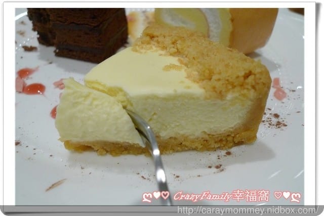 閨蜜養成班一起前往Aposo艾波索幸福甜點-天母幸福驛站門市 下午茶組合 - 第29張圖 閨蜜養成班一起前往Aposo艾波索幸福甜點-天母幸福驛站門市 下午茶組合