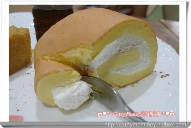 閨蜜養成班一起前往Aposo艾波索幸福甜點-天母幸福驛站門市 下午茶組合 - 第26張圖 閨蜜養成班一起前往Aposo艾波索幸福甜點-天母幸福驛站門市 下午茶組合