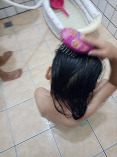 [新品體驗] 最溫柔的快乾彩梳 Wet Bursh ★康是美限定款★