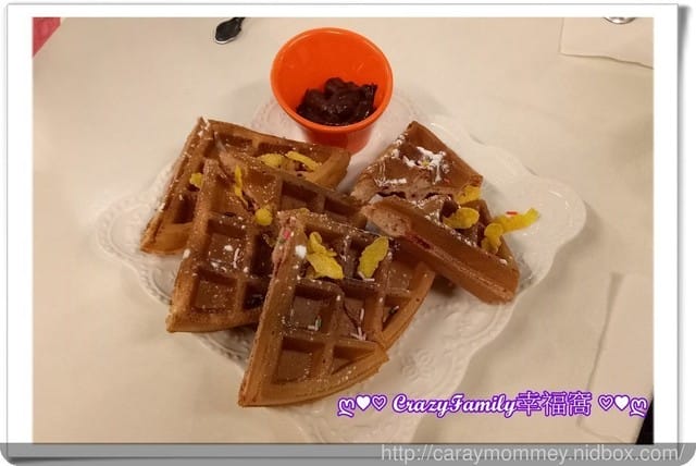 ☆★♨美食饗宴♨★☆【新北板橋】Lyn’s Cafe 早午餐 & 酒匠飛鏢 Bar - 第10張圖 ☆★♨美食饗宴♨★☆【新北板橋】Lyn’s Cafe 早午餐 & 酒匠飛鏢 Bar