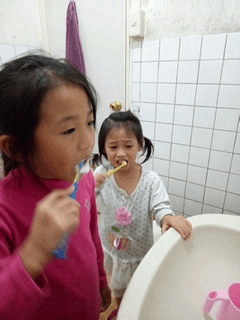 ● 育兒生活 ● 多多口味的TAYO牙膏擄獲孩子的心 - 第8張圖 ● 育兒生活 ● 多多口味的TAYO牙膏擄獲孩子的心