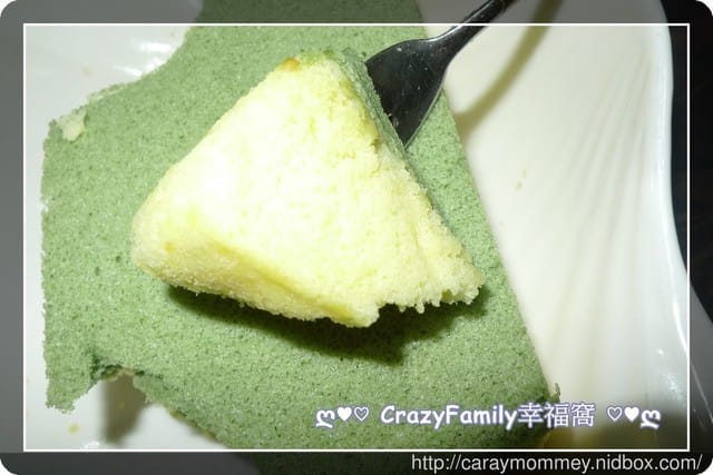 超療癒的甜點【宅配美食】木匠手作。荷包蛋布丁。草莓喜籃提拉米酥。傻傻分不清楚的新品菜瓜布蛋糕 - 第19張圖 超療癒的甜點【宅配美食】木匠手作。荷包蛋布丁。草莓喜籃提拉米酥。傻傻分不清楚的新品菜瓜布蛋糕