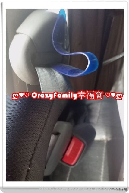 維護安全又有便利性的★便利插★長途旅行及連續假期的必需品/汽車用品/調節安全帶/安全帶固定片