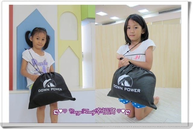 ✿ღ 好物分享 ღ✿ 好攜帶又輕量的 Down Power 旅絨枕 ∮上班族午安枕∞幼兒園童枕∞一枕多用途∮