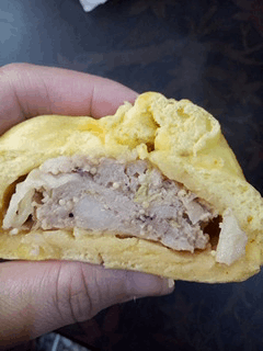 懶人廚房有[阿里棒棒]就能推出快速料理δ黃金飛魚卵包子δ一口吃飛魚卵香腸多變料理