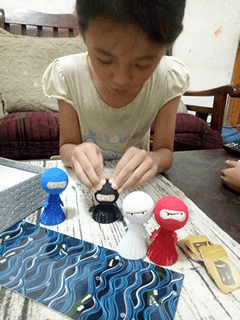 又一款讓大人小孩為之瘋狂玩樂的Kiddy Kiddo 飛天小忍者ε有趣桌遊分享