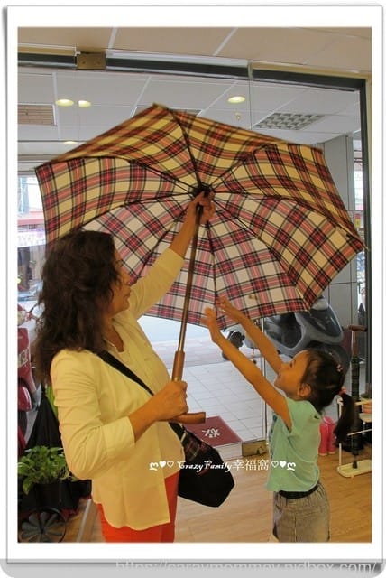 ✿ღ 好物分享 ღ✿ MIT高品質的健行傘∞專為長者設計∞雨傘家族懂得您的需求 - 第11張圖 ✿ღ 好物分享 ღ✿ MIT高品質的健行傘∞專為長者設計∞雨傘家族懂得您的需求
