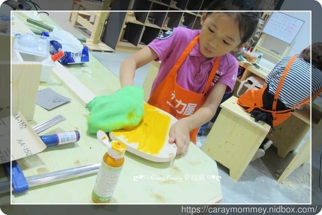 不給糖就搗蛋ε特力屋手創空間親子DIY手作課程萬聖節南瓜燈討糖盒 - 第24張圖 不給糖就搗蛋ε特力屋手創空間親子DIY手作課程萬聖節南瓜燈討糖盒