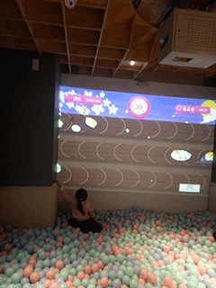 孩子放風去❧親子餐廳推薦❧【台北內湖區】全木質玩具，美味五星級餐點加上些許浮誇的Money Jump 親食餐廳