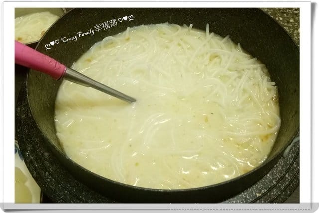 ღ942就是愛料理ღ 在家也能吃米粉湯