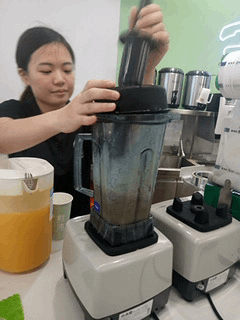 默沫推薦店家嚴選飲品，獨家暖心湯品夏季也有供應唷！