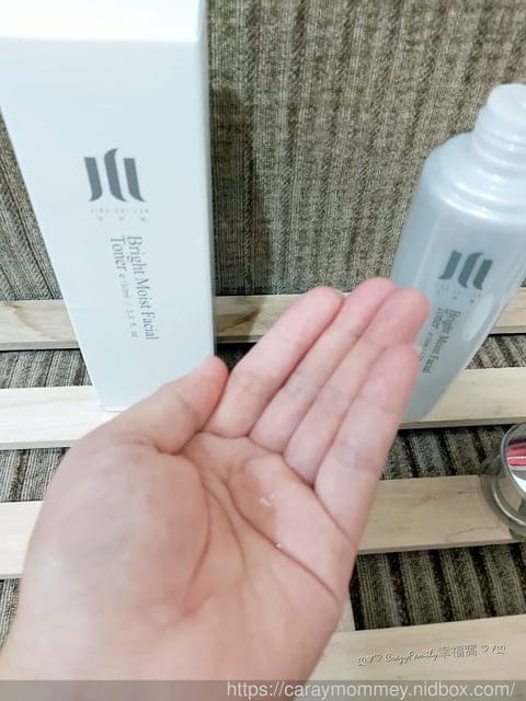 給妳潔淨清爽樣貌輕鬆打造素顏肌★淨萃嵐★靚潤保濕化妝水/靚潤煥彩元氣霜 - 第4張圖 給妳潔淨清爽樣貌輕鬆打造素顏肌★淨萃嵐★靚潤保濕化妝水/靚潤煥彩元氣霜