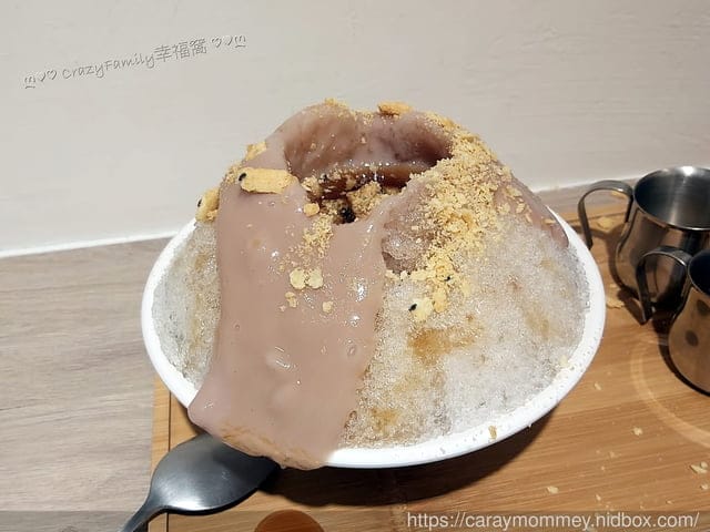 好吃分享★何家甜點鋪永和店★來自嘉義傳統古制秘糖的精隨讓每樣冰品都好吃又消暑