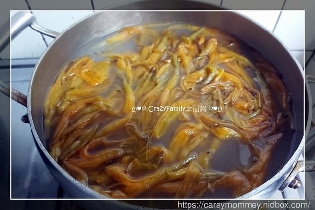 ღ942就是愛料理ღ  金針排骨湯