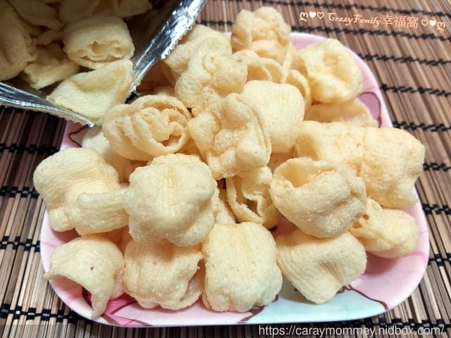 立體的玉米口味四重脆，獨特四層造型搭配經典海鹽口味，口感驚艷擄獲想像