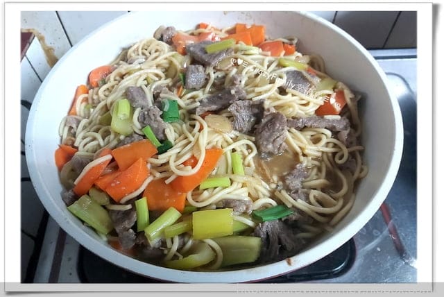 ღ942就是愛料理ღ 牛肉炒麵