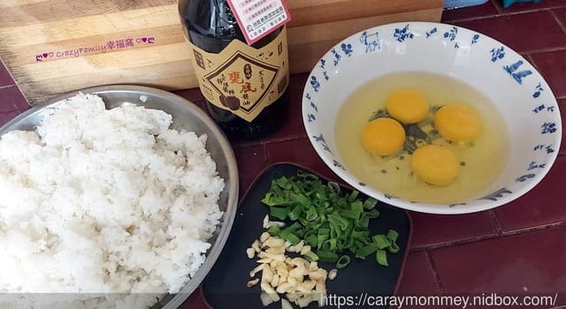 濃醇回甘香氣十足的黑豆桑古早味甕底醬油，吃的不僅是美味還是滿滿的回憶