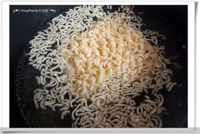 ღ942就是愛料理ღ 炒麵潛艇堡