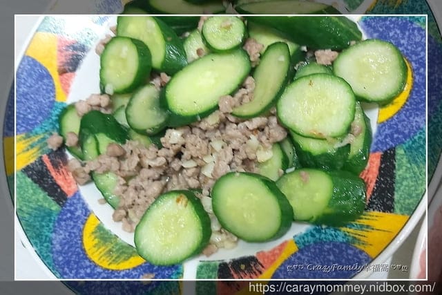 孩子們煮飯