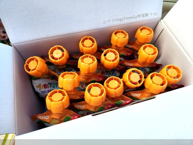 水果汁、小孩、小孩飲料、小孩果汁、幼兒食品、幼兒果汁、 幼兒飲品推薦、果汁、蔬菜果汁、蔬果汁、百分百果汁、 100%果汁、草莓果汁、胡蘿蔔汁、新竹美食、十全特好、十 全果醋 、iOiO、一比呀呀、禮盒推薦