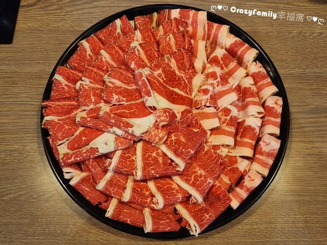 肉多多、宜蘭肉多多、生日禮、入會禮、火鍋推薦、推薦火鍋、宜蘭火鍋、宜蘭火鍋推薦、推薦宜蘭火鍋、宜蘭吃火鍋、吃火鍋宜蘭、牛腹肉、牛腱肉、霜降牛、台灣火鍋第一品牌、肉多多火鍋、最歡樂最大火鍋集團、樂多多集團