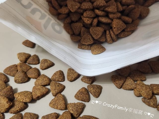 【2024寵物開箱】美國紐樂芙高肉量無穀狗飼料開箱分享