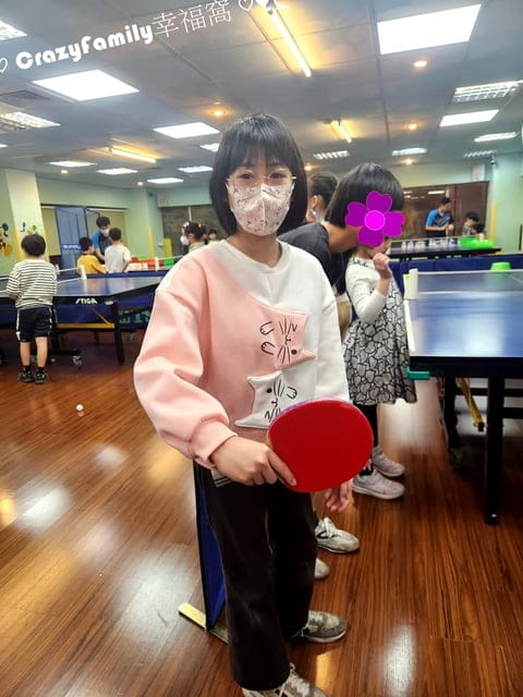 讓孩子可以從玩樂中玩出多元能力的優質夏令營~2025桌球夏令營 - 第10張圖 乒乓島、桌球夏令營、夏令營、暑期夏令營、夏令營課程、運動課程、運動夏令營、室內夏令營、室內運動、兒童暑期活動、兒童夏令營、青少年暑期活動、青少年夏令營、夏令營桌球、乒乓球夏令營、夏令營桌球、夏令營乒乓球、CrazyFamily幸福窩、夏令營推薦、推薦夏令營、台北夏令營、新北夏令營